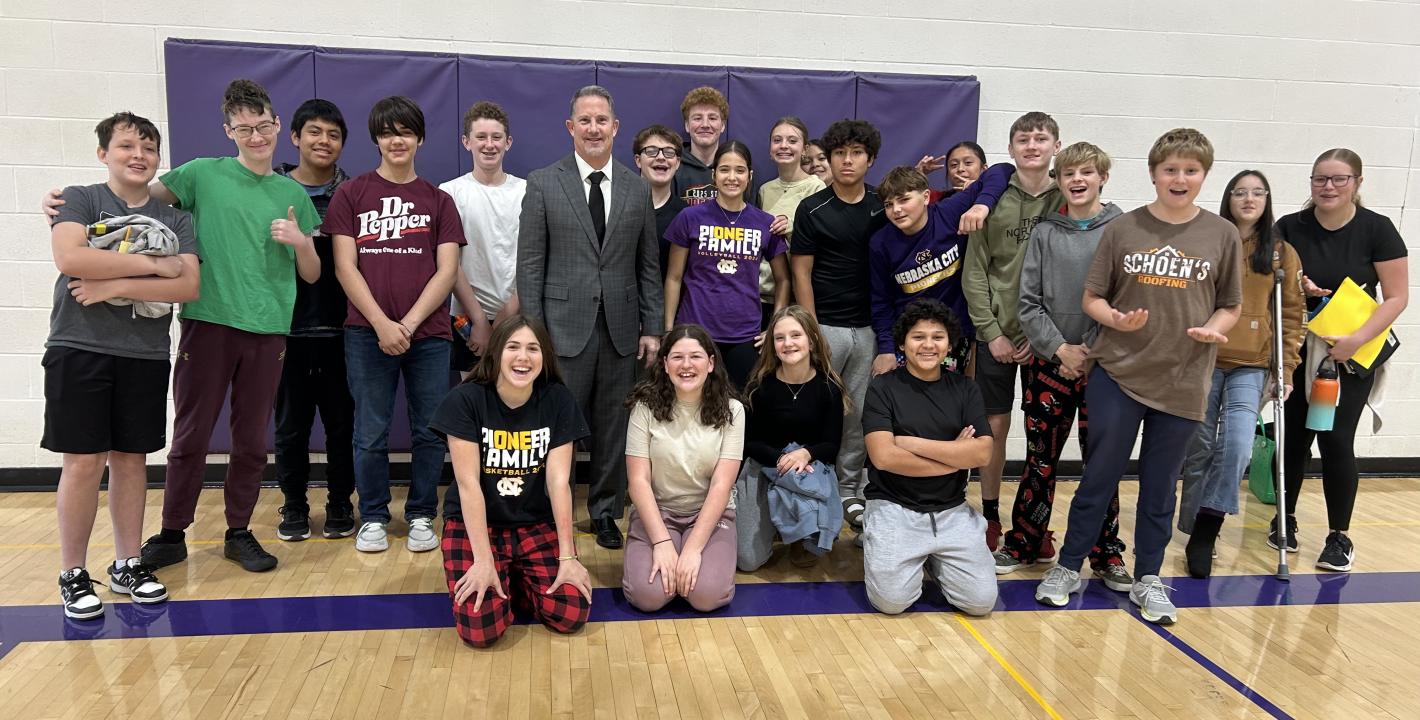 Chief Justice Funke & Nebraska City Middle School Students
