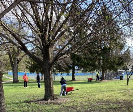 Douglas County Adult Probation Keeping Fontenelle Park Beautiful