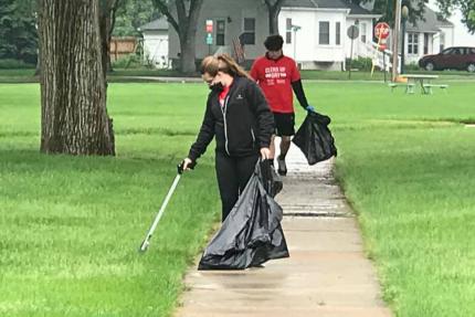 Dodge County Drug Court Keeping Fremont Beautiful