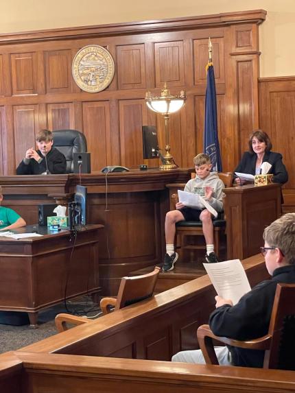 Fifth-grade Students Hold Mock Trial at Saline County Courthouse